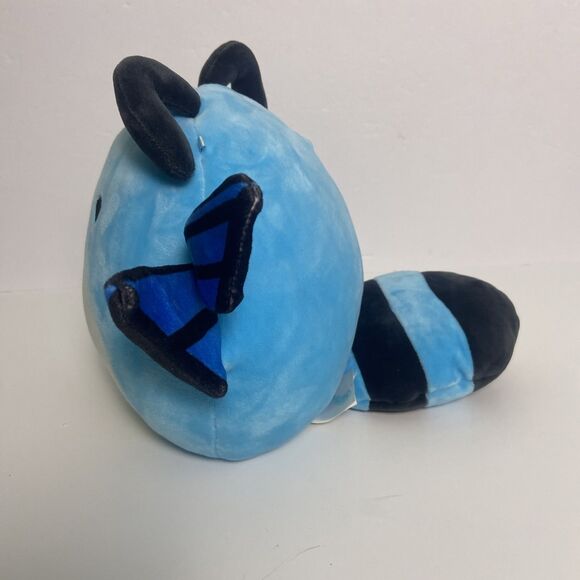 Miss Vi the Blue Axolotl Squishmallow Original Check In Series FURY Series 1 - Picture 4 of 9